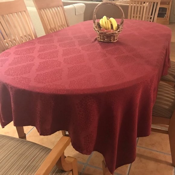 Cuisinart Other - Cuisinart Damask Spice Tree Stain-Resistant Microfiber Tablecloth